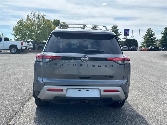 New 2025 Nissan Pathfinder Platinum image 5