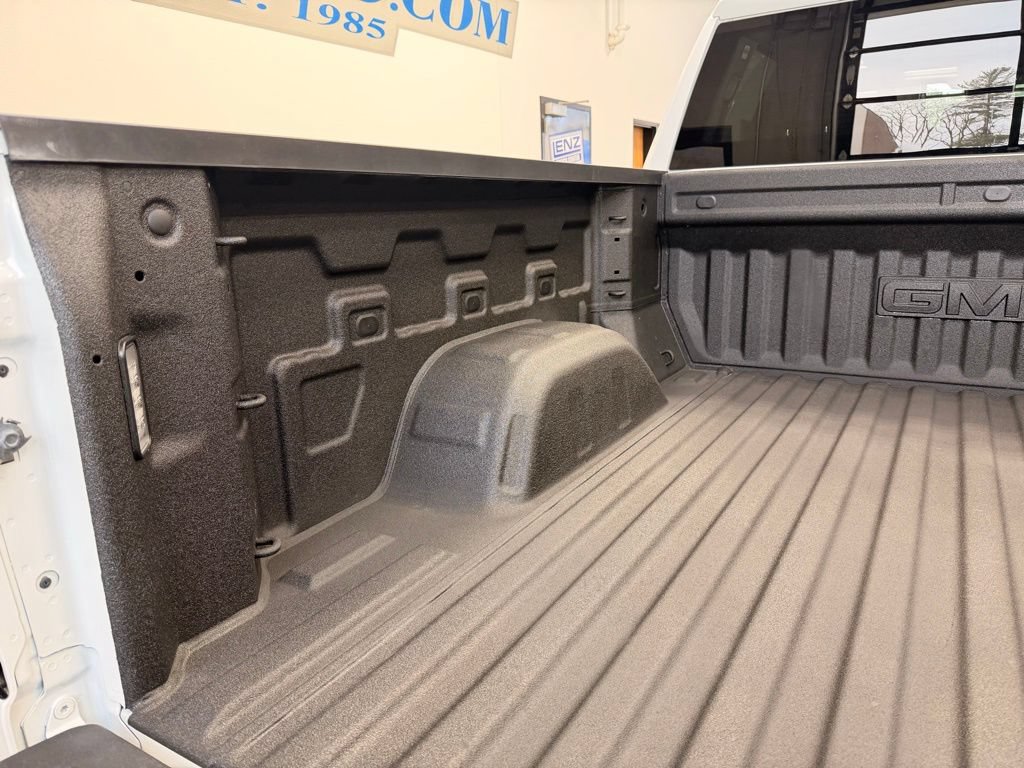 Used 2024 GMC Sierra 1500 Elevation AWD/4WD image 10