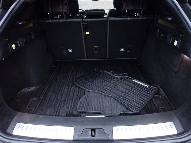 Used 2020 Land Rover Range Rover Velar R-Dynamic S image 8