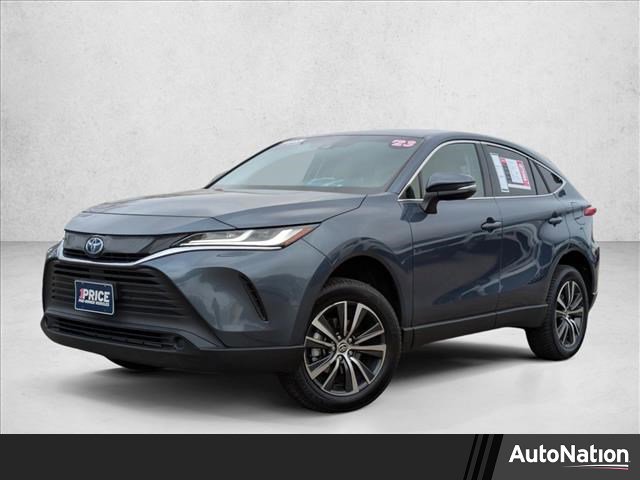Used 2023 Toyota Venza LE image 1