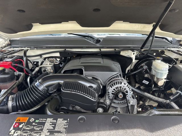 Used 2013 Chevrolet Avalanche LTZ image 20