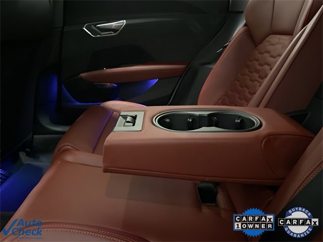 Used 2024 Audi e-tron GT Prestige w/ Prestige Package image 36