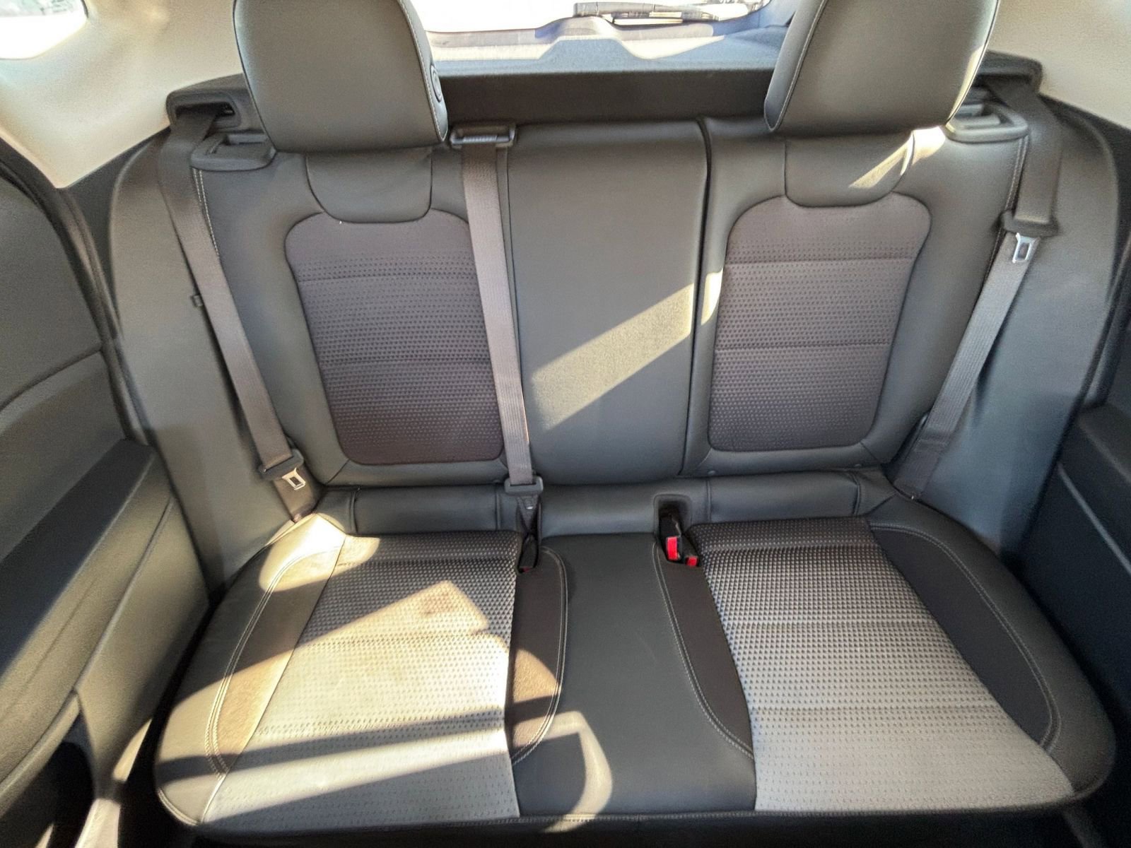 Used 2025 Chevrolet Trax LT w/ LT Convenience Package FWD image 37