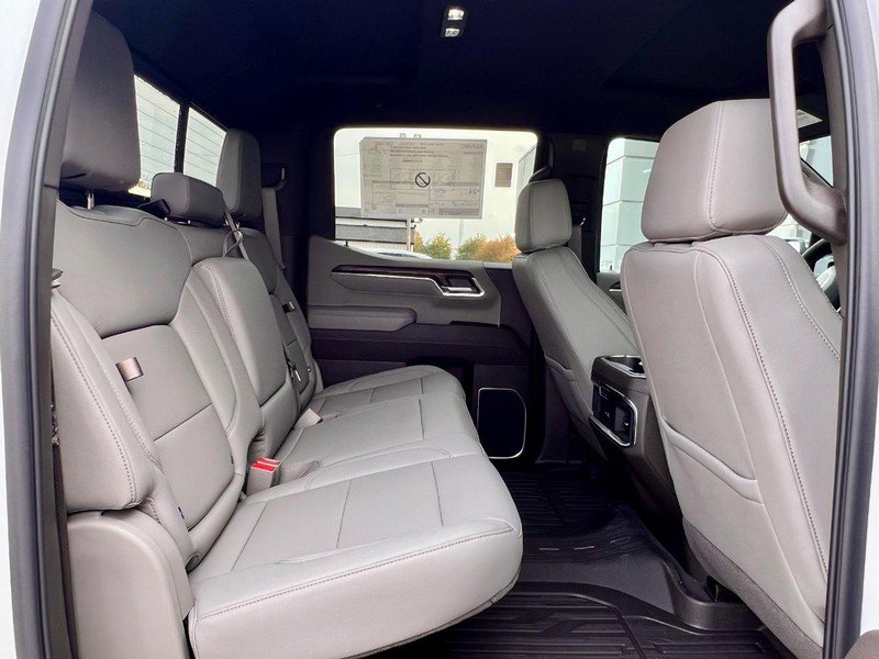 New 2026 GMC Sierra 1500 SLT w/ SLT Premium Plus Package image 11