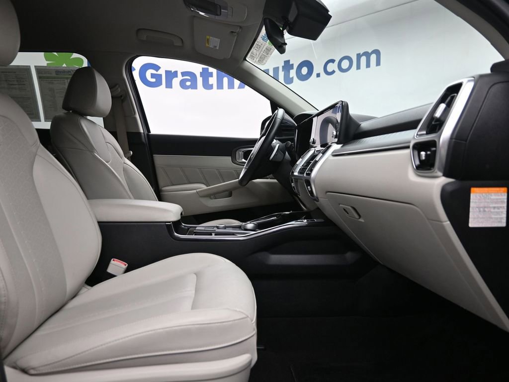 Used 2022 Kia Sorento SX image 7