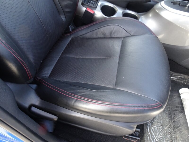 Used 2011 Nissan Juke SL AWD/4WD image 23