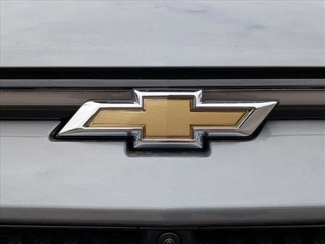 New 2026 Chevrolet Equinox EV LT image 17