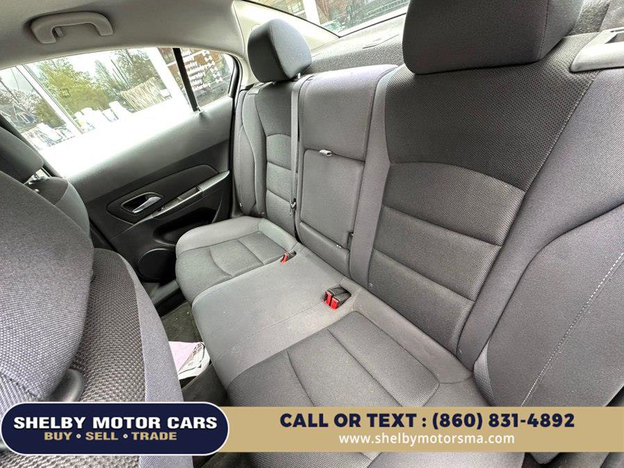 Used 2015 Chevrolet Cruze LT image 16