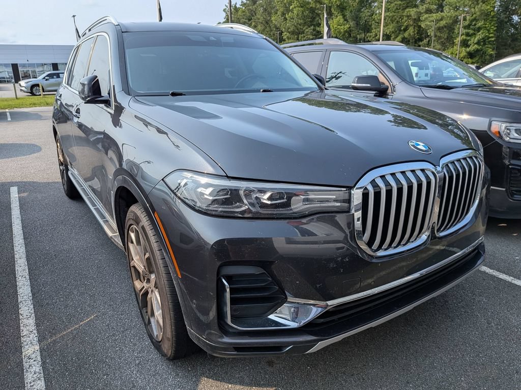 Used 2021 BMW X7 xDrive40i w/ Parking Assistance Package AWD/4WD image 12