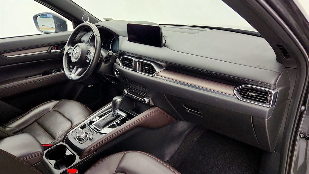 Used 2023 MAZDA CX-5 Signature AWD/4WD image 25