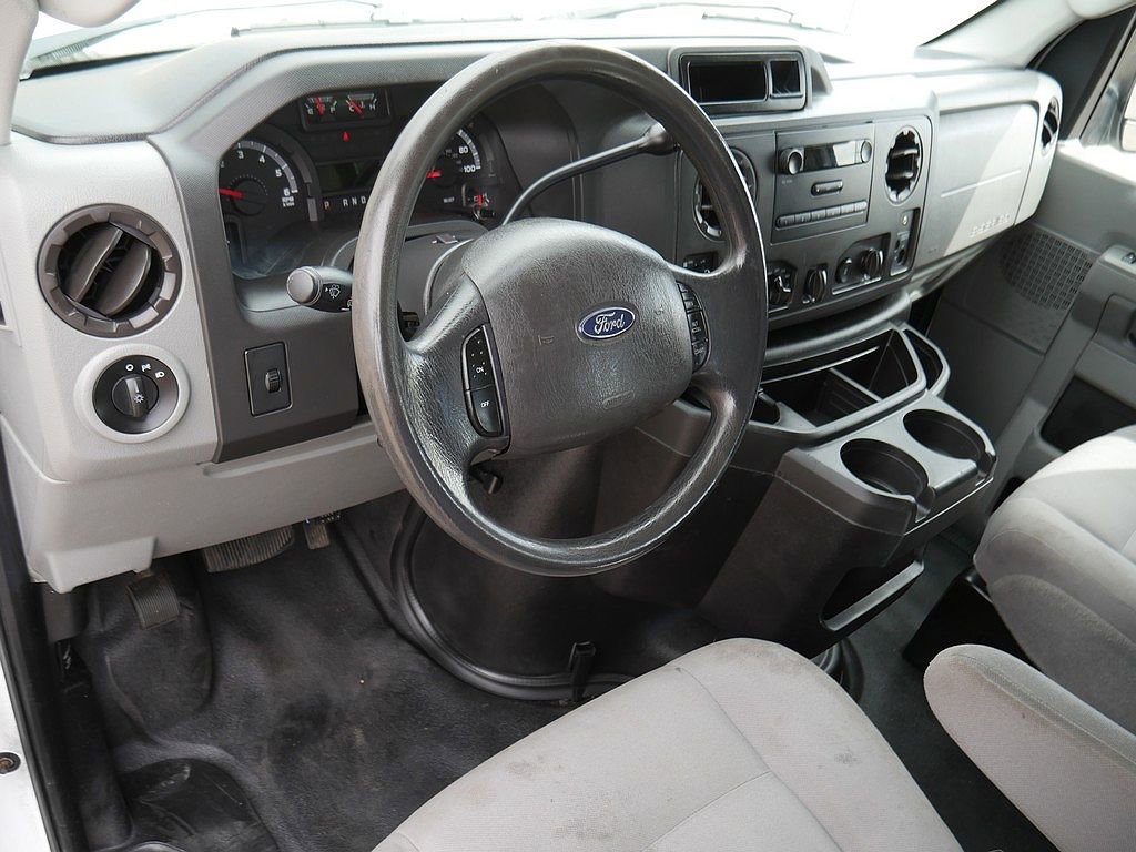 Used 2013 Ford E-250 and Econoline 250 RWD image 11