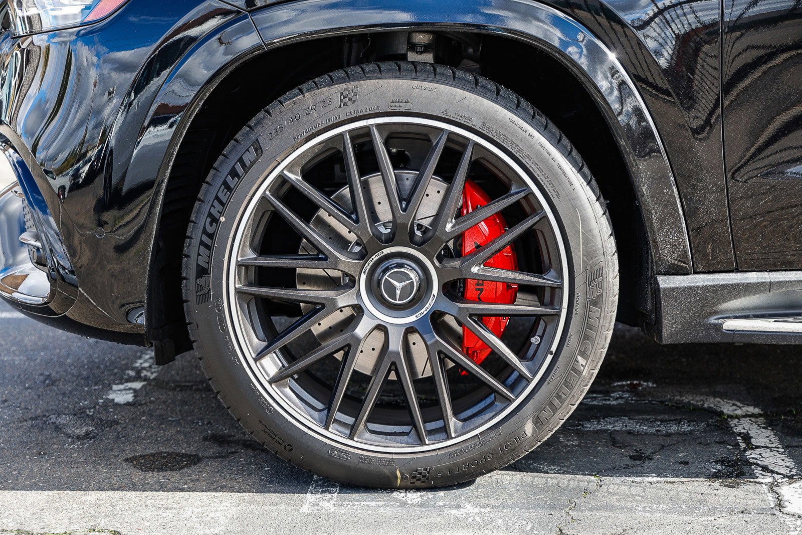 New 2026 Mercedes-Benz GLS 63 AMG 4MATIC image 9