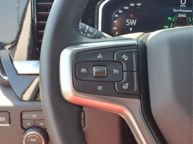 Used 2025 Chevrolet Silverado 2500 LT w/ Convenience Package AWD/4WD image 15