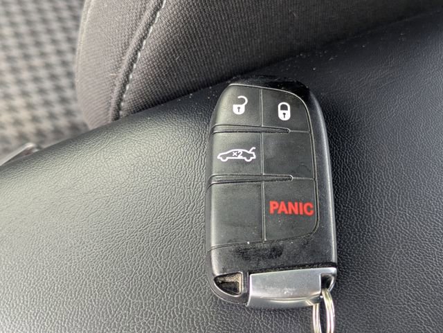 Used 2023 Dodge Challenger SXT RWD image 29