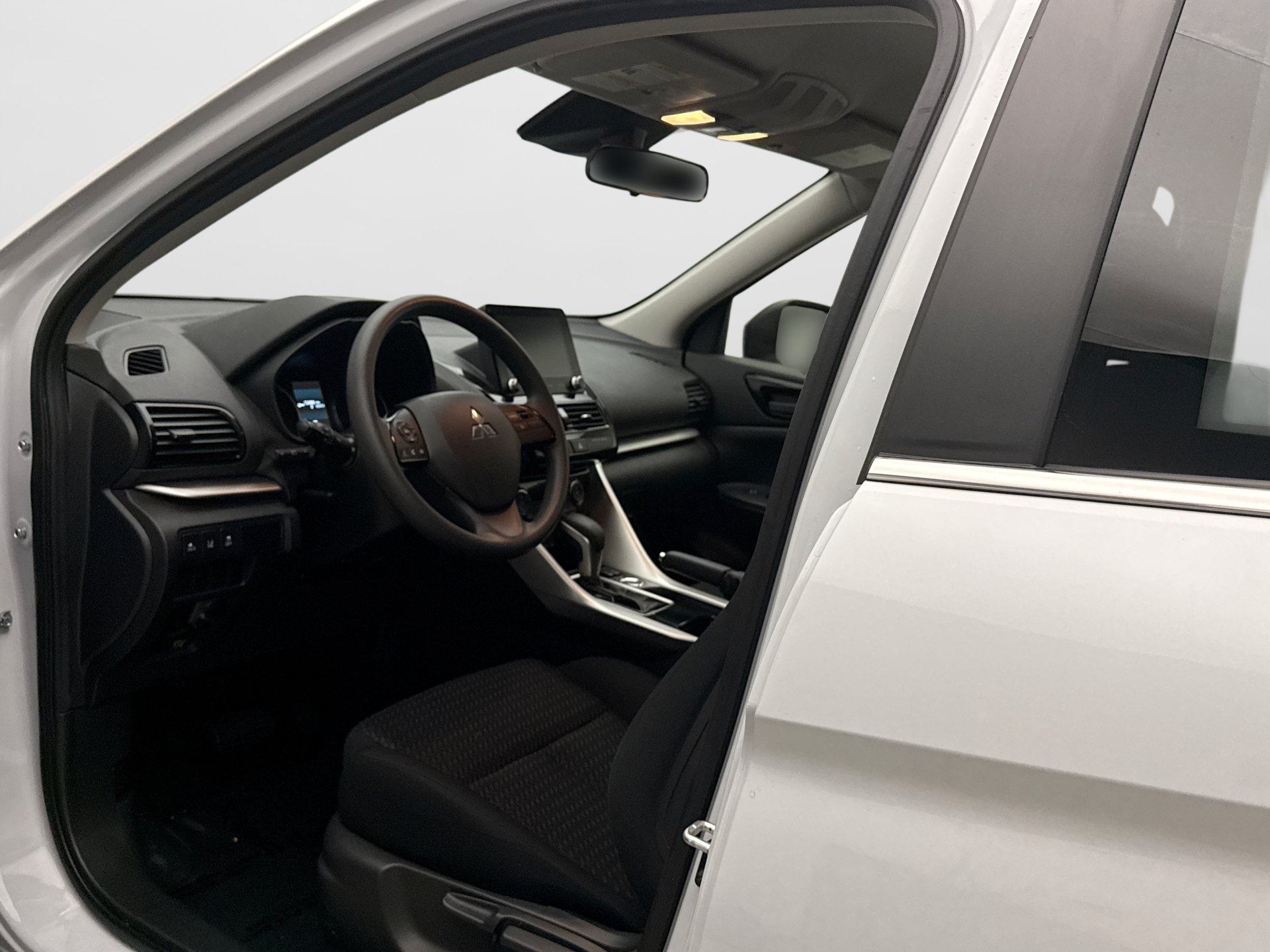 Used 2024 Mitsubishi Eclipse Cross Ralliart AWD/4WD image 10