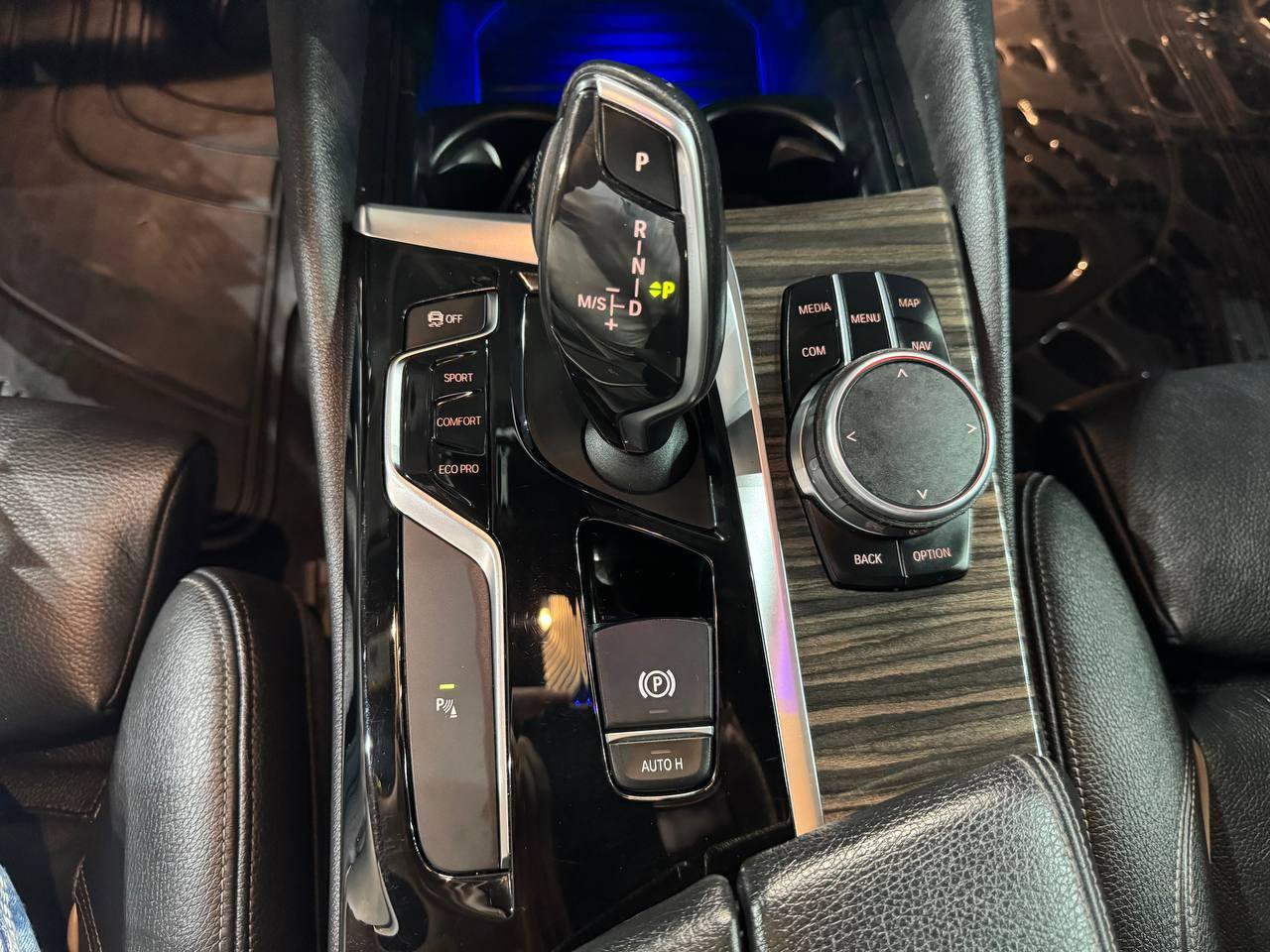 Used 2018 BMW 530i RWD image 31