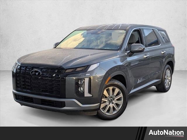 Used 2023 Hyundai Palisade SE image 1