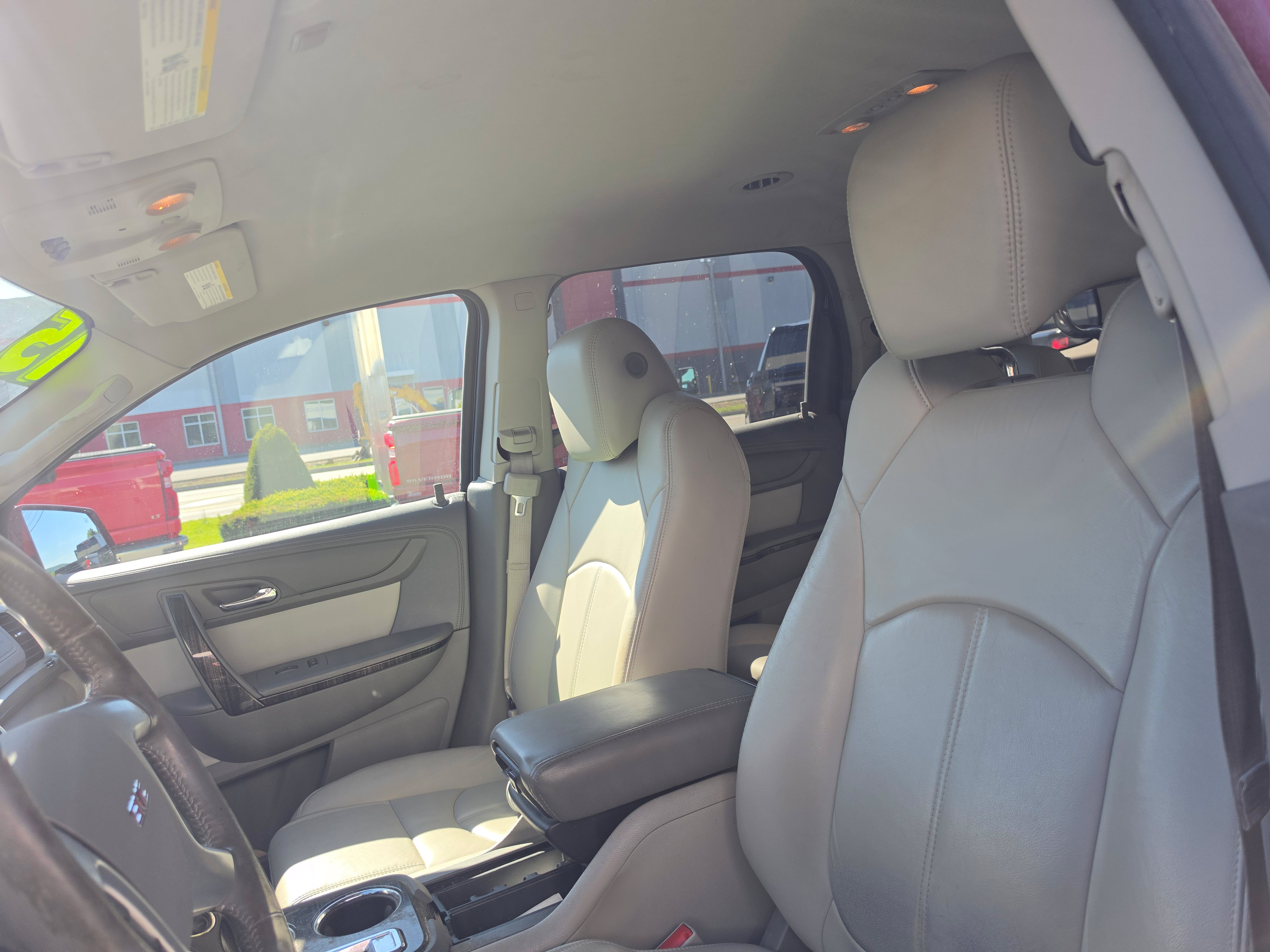 Used 2015 GMC Acadia SLT FWD image 10