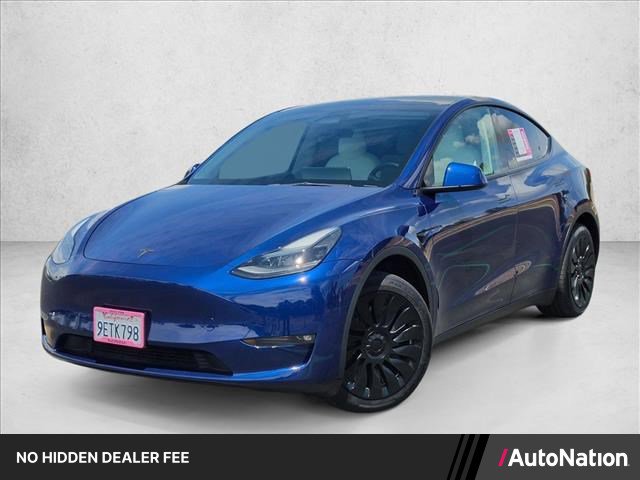 Used 2023 Tesla Model Y Long Range AWD/4WD image 1
