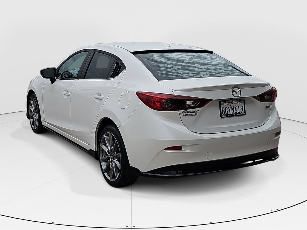 Used 2018 MAZDA MAZDA3 Touring FWD image 5