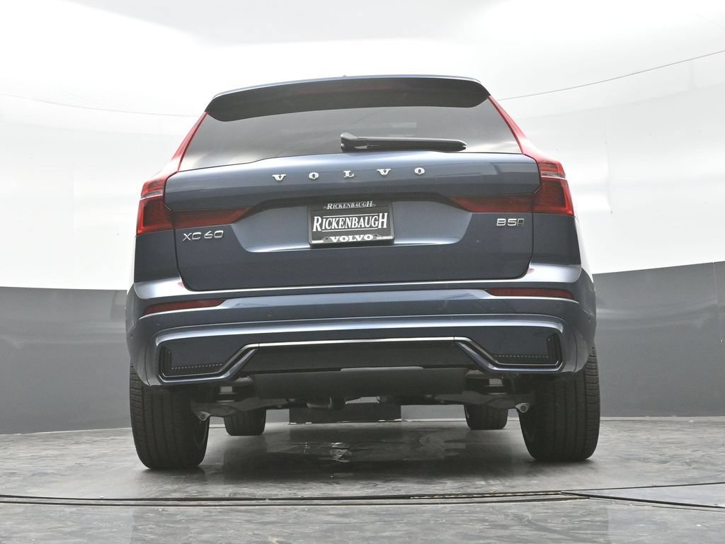 New 2026 Volvo XC60 B5 Ultra w/ Climate Package AWD/4WD image 13