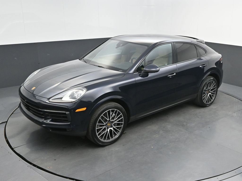 Used 2022 Porsche Cayenne Coupe w/ Premium Package image 25