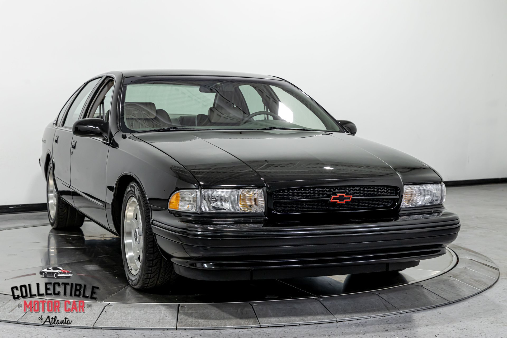 Used 1996 Chevrolet Impala SS RWD image 27