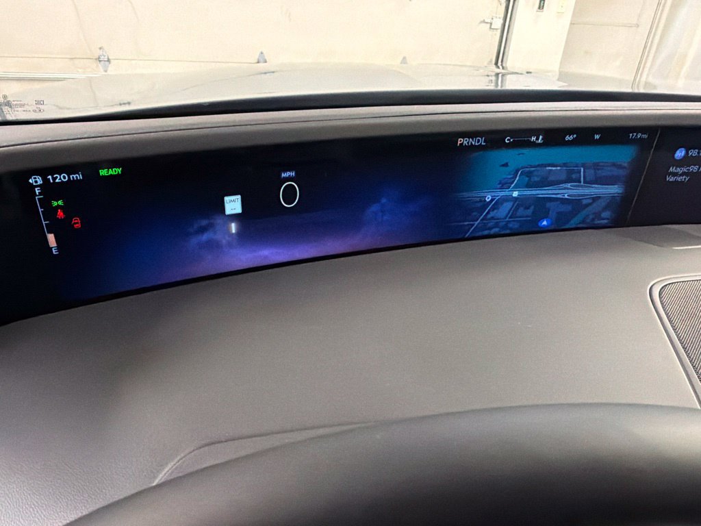 New 2026 Lincoln Nautilus Reserve AWD/4WD image 24