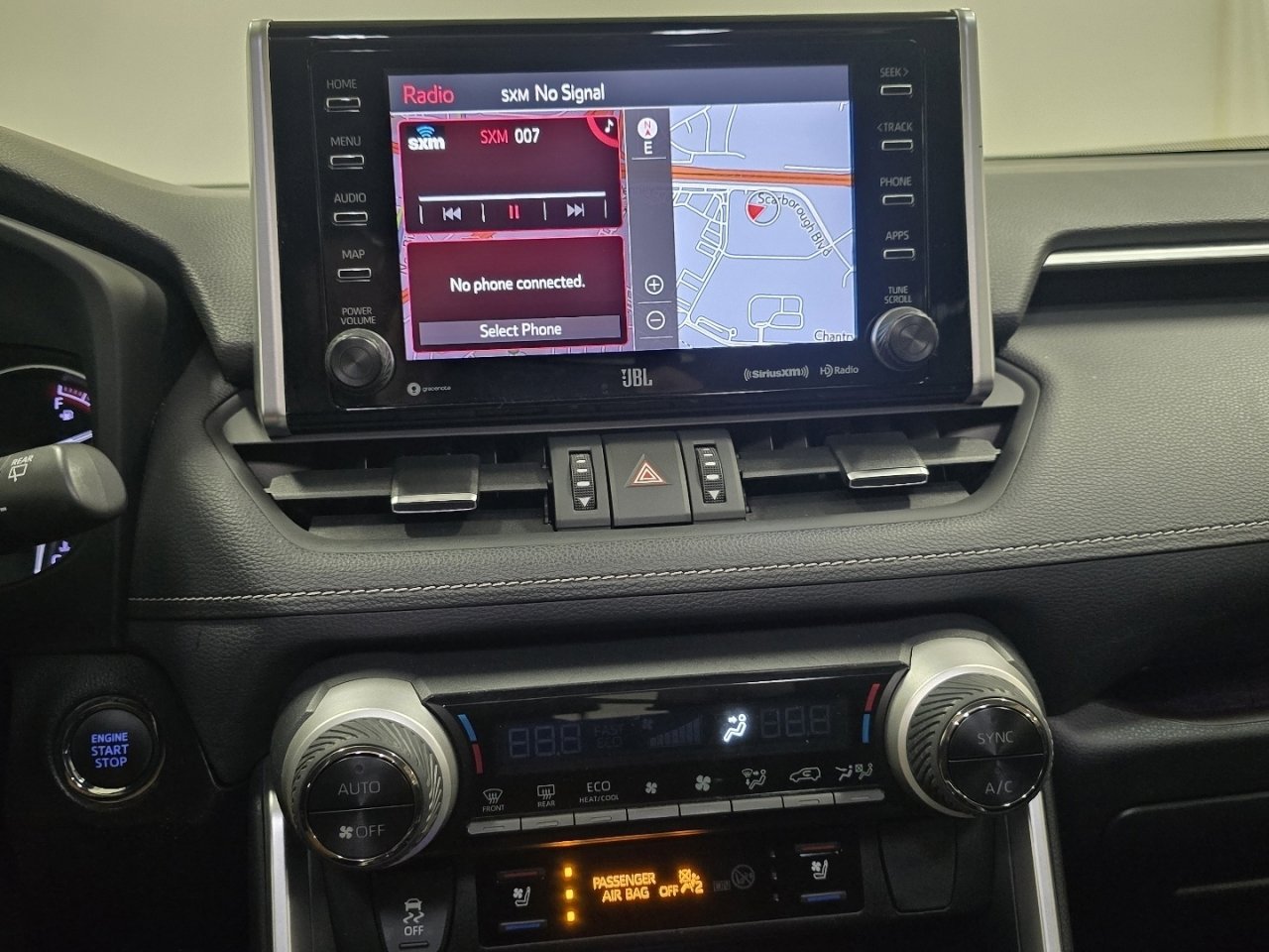 Used 2021 Toyota RAV4 Limited image 32