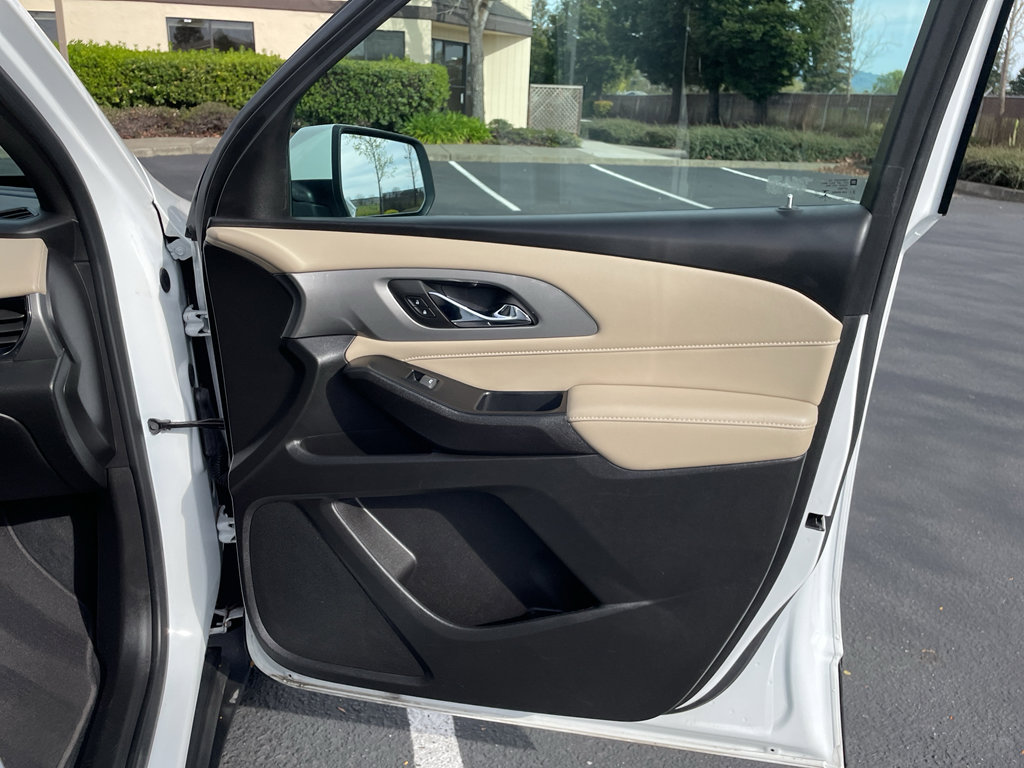 Used 2023 Chevrolet Traverse LS w/ Safety Package image 76