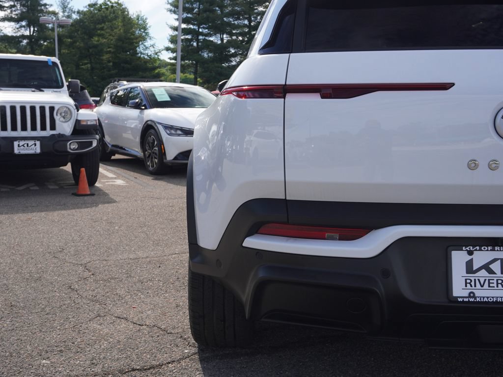Used 2023 Fisker Ocean Ultra AWD/4WD image 17