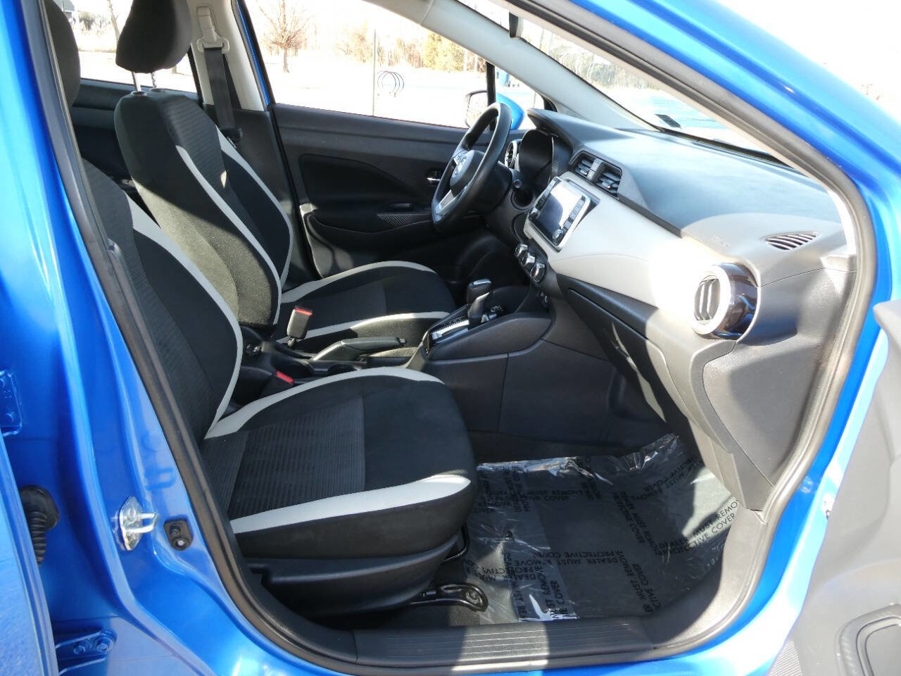 Used 2021 Nissan Versa SV FWD image 20