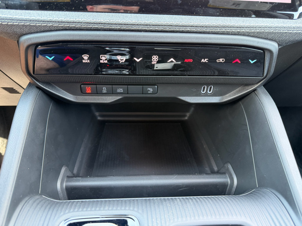 New 2026 Jeep Cherokee Laredo AWD/4WD image 23