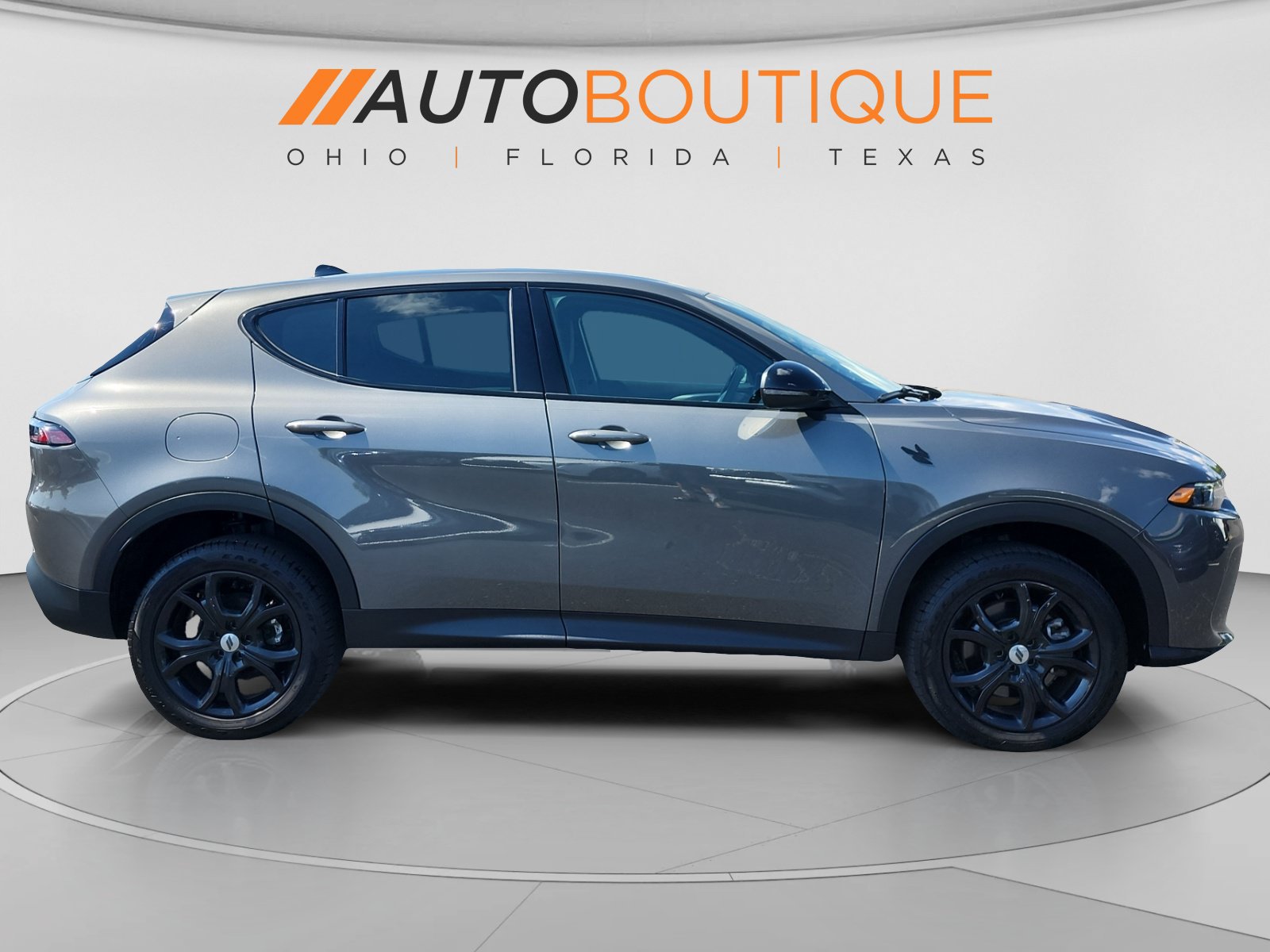 Used 2024 Dodge Hornet GT w/ GT Blacktop Package AWD/4WD image 4