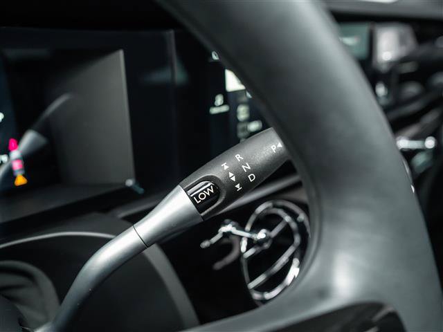 Used 2025 Rolls-Royce Ghost AWD/4WD image 28