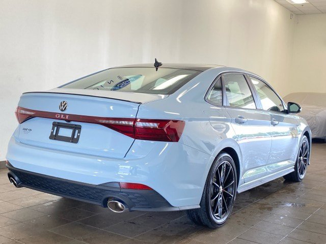Used 2026 Volkswagen Jetta GLI Autobahn FWD image 7
