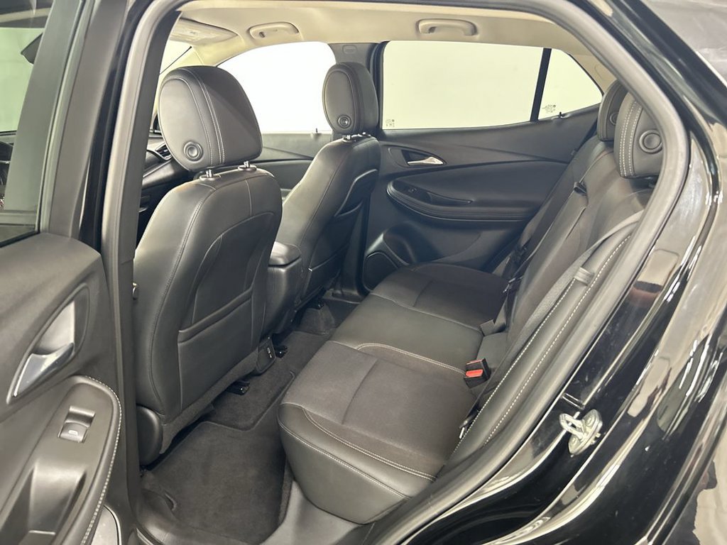 Used 2021 Buick Encore GX Select FWD image 19