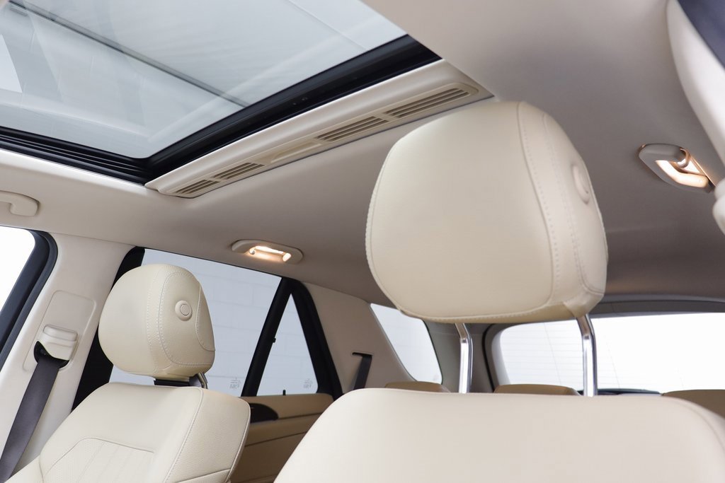 Used 2018 Mercedes-Benz GLE 350 4MATIC image 16