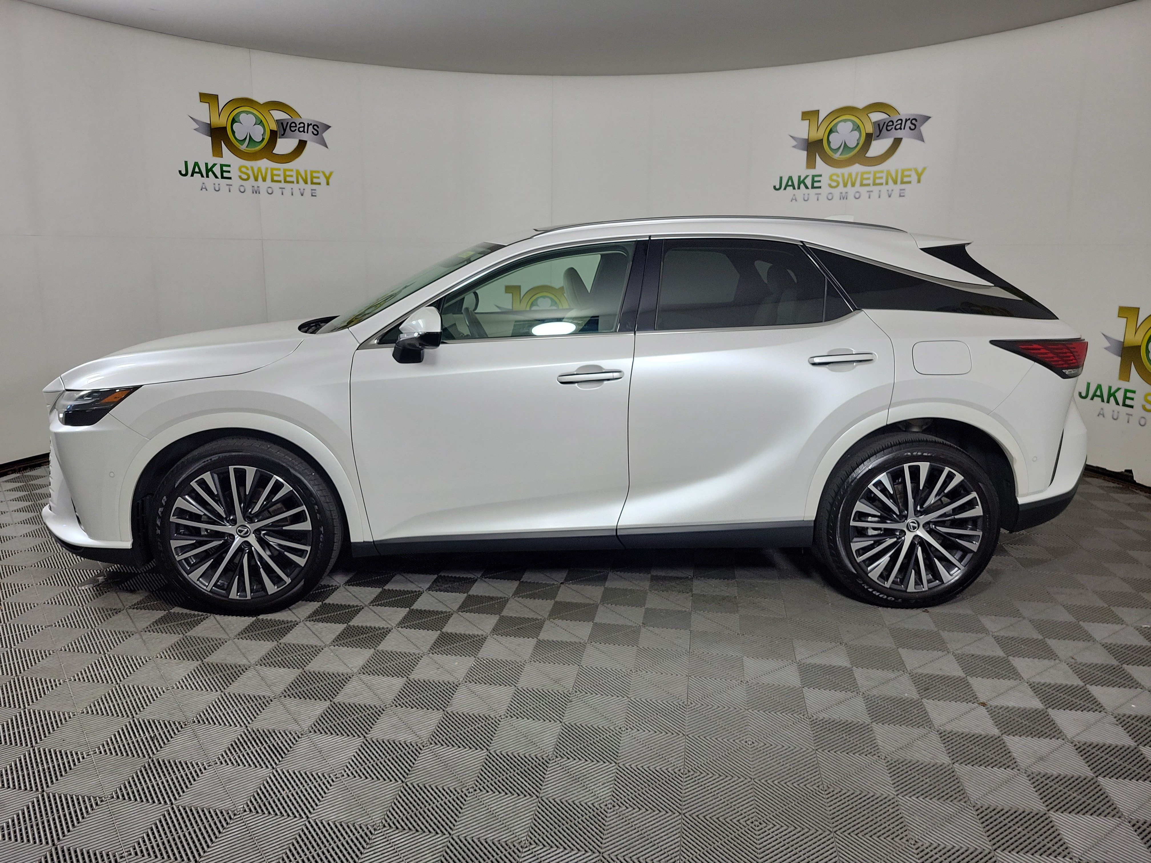 Used 2024 Lexus RX 350 Premium Plus w/ Convenience Package AWD/4WD image 4