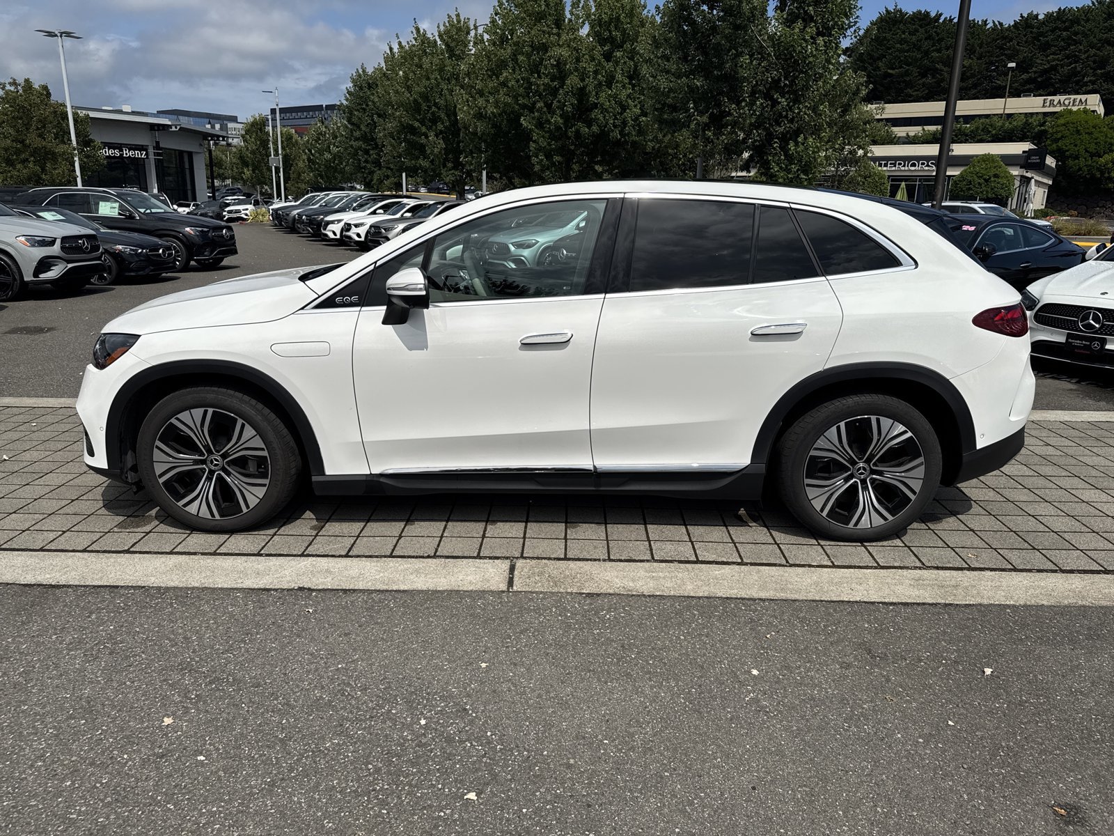 Used 2023 Mercedes-Benz EQE 350+ 4MATIC SUV image 8