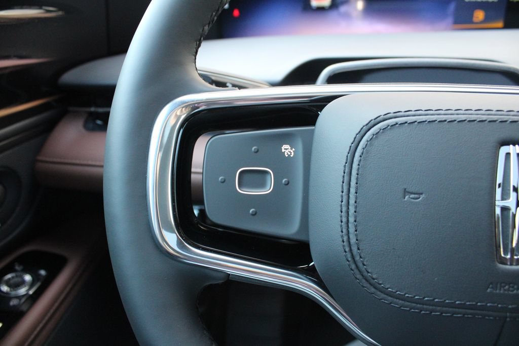 New 2026 Lincoln Nautilus Reserve AWD/4WD image 13