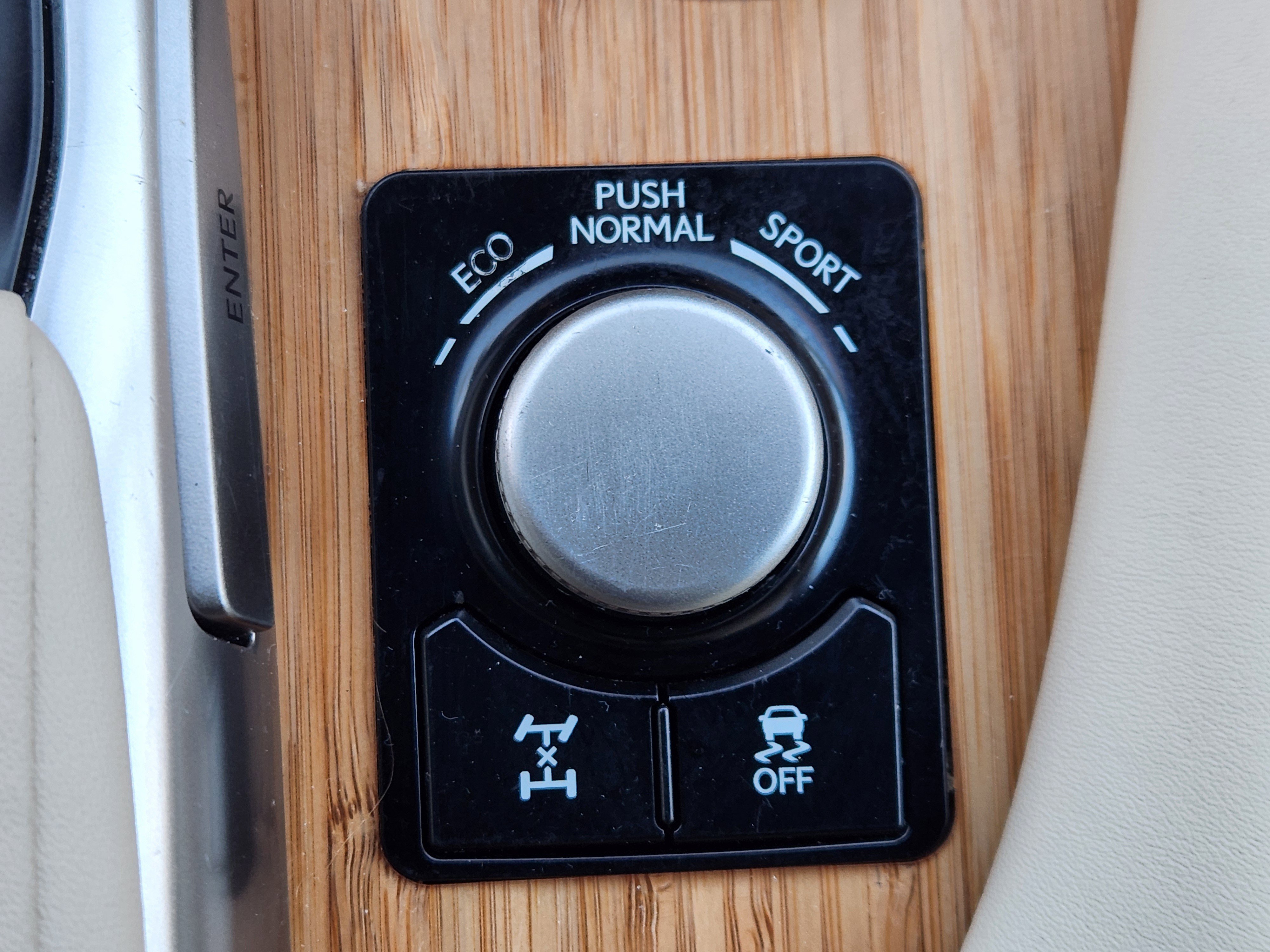 Used 2018 Lexus RX 350L Luxury image 24