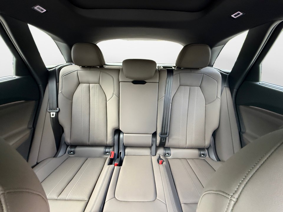 New 2025 Audi Q5 Premium Plus image 12