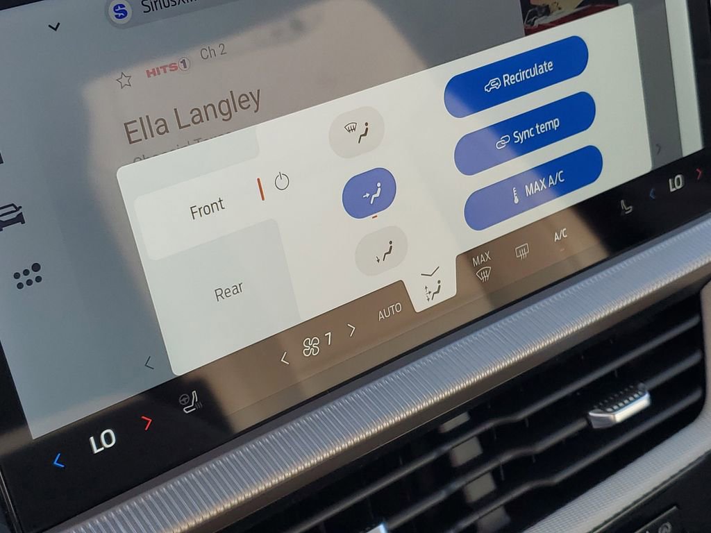 New 2026 Ford Explorer Active w/ Active Comfort Package image 19