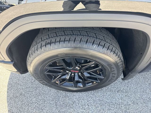 New 2026 GMC Sierra 1500 Elevation image 10