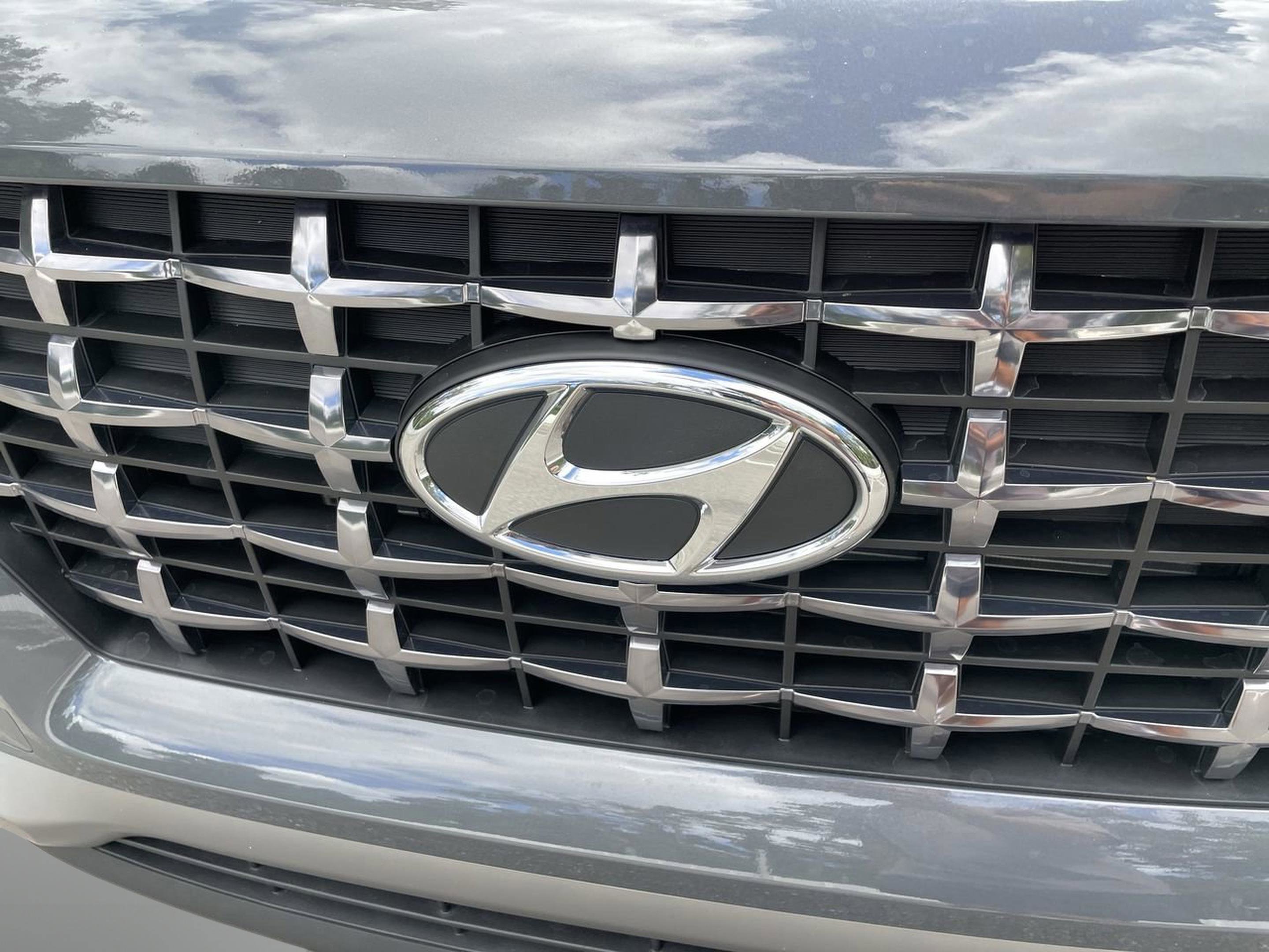 New 2026 Hyundai Venue SEL FWD image 27