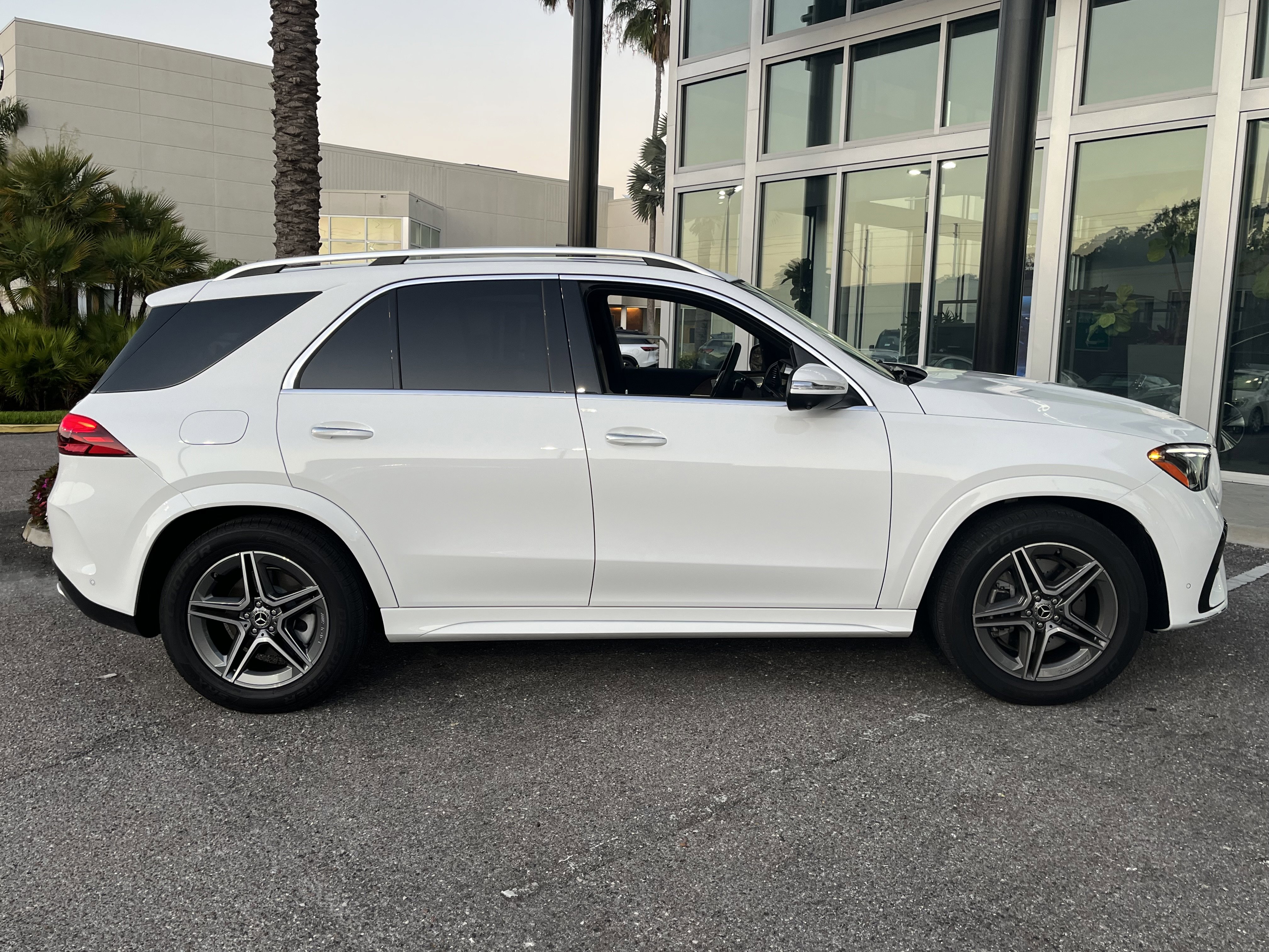 New 2026 Mercedes-Benz GLE 580 4MATIC image 6