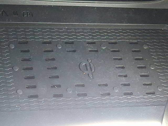 Certified 2026 Hyundai Venue SEL FWD image 23