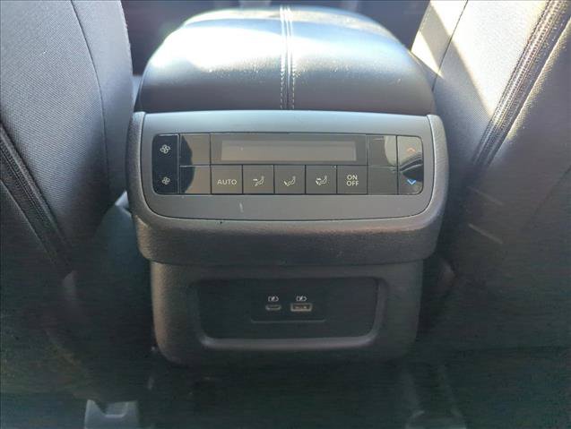 Used 2024 Nissan Pathfinder SV FWD image 21