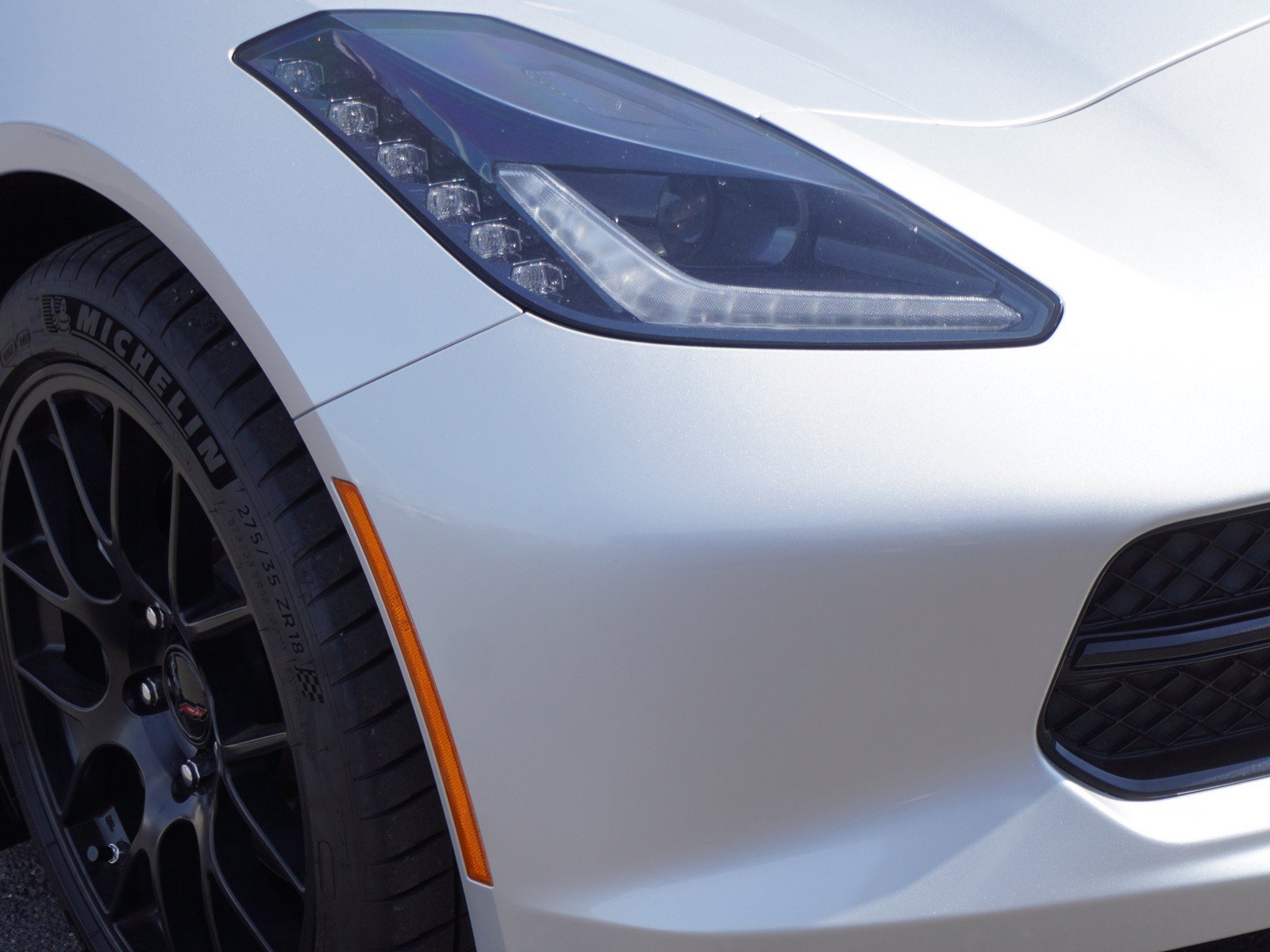 Used 2017 Chevrolet Corvette Stingray Coupe w/ Carbon Flash Badge Package RWD image 3